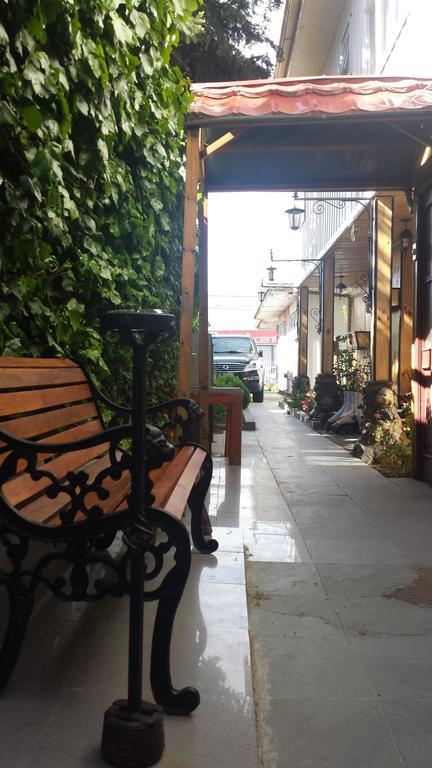 Hostal Parediso Punta Arenas Exterior photo